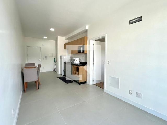 Apartamento aluguel em Região Geográfica Imediata de Florianópolis, Desterro