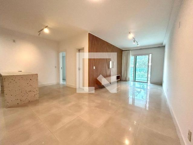 Apartamento aluguel em Região Geográfica Imediata de Florianópolis, Desterro