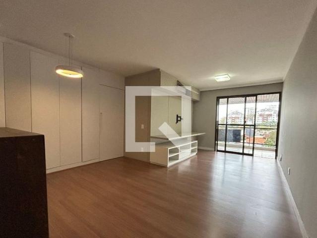 Apartamento aluguel em Região Geográfica Imediata de Florianópolis, Desterro