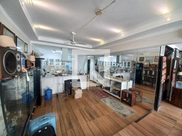 Apartamento aluguel em Região Imediata de Santos, Região Metropolitana da Baixada Santista