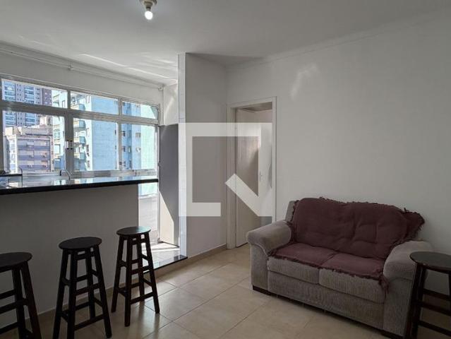 Apartamento aluguel em Região Imediata de Santos, Região Metropolitana da Baixada Santista