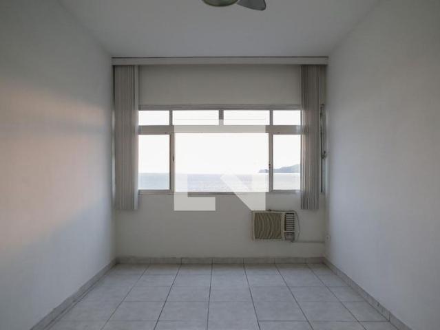 Apartamento aluguel em Região Imediata de Santos, Região Metropolitana da Baixada Santista