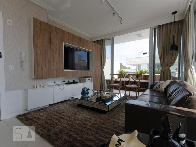 Apartamento aluguel em Região Geográfica Imediata de Florianópolis, Desterro