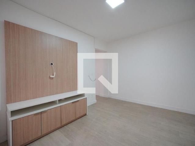 Apartamento aluguel em Região Geográfica Imediata de Florianópolis, São José