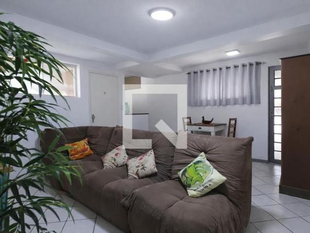 Apartamento aluguel em Região Geográfica Imediata de Uberlândia, Oliveira Fortes