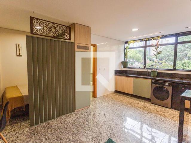 Apartamento aluguel em Regional Centro-Sul, Belo Horizonte