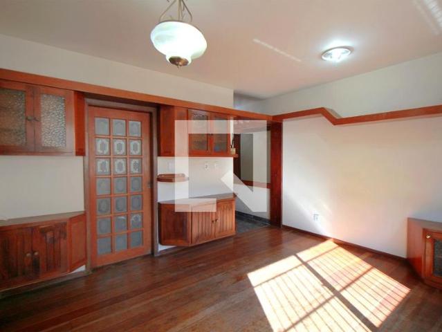 Apartamento aluguel em Regional Centro-Sul, Belo Horizonte
