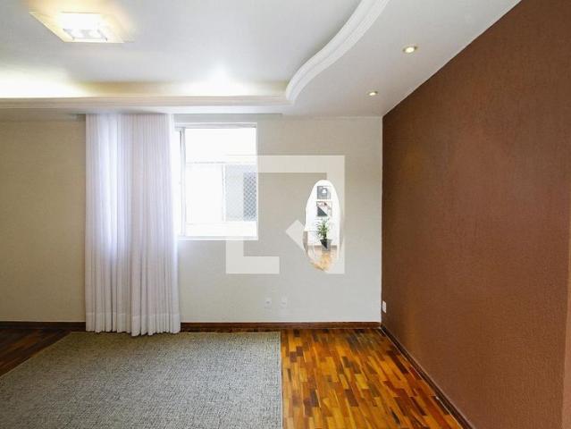 Apartamento aluguel em Regional Centro-Sul, Belo Horizonte