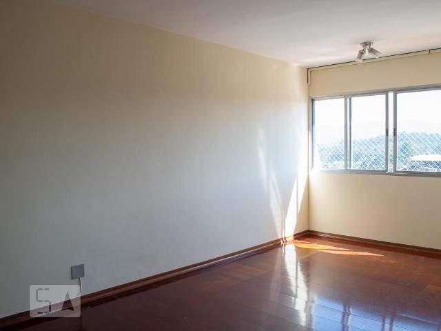 Apartamento aluguel em Região Imediata de São Paulo, Região Metropolitana de São Paulo