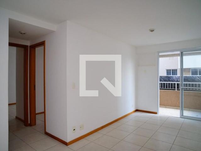 Apartamento aluguel em Maria Paula, Niterói