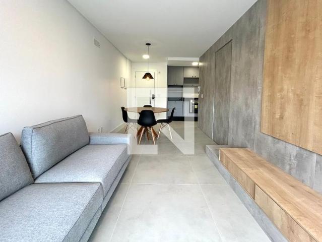 Apartamento aluguel em Saco Grande, Desterro