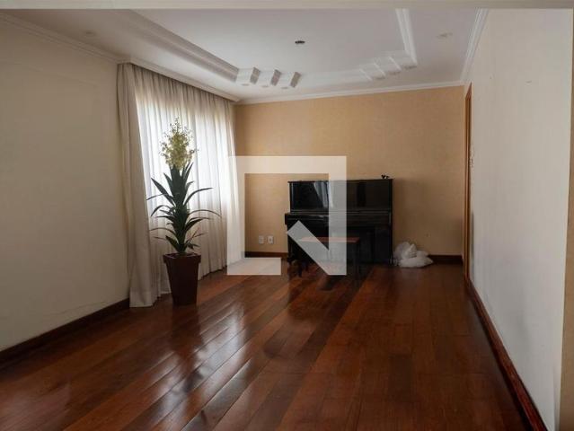 Apartamento aluguel em Região Imediata de São Paulo, Região Metropolitana de São Paulo