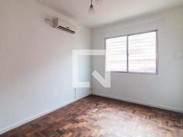 Apartamento aluguel em Região Geográfica Imediata de Porto Alegre, Região Metropolitana de Porto Alegre