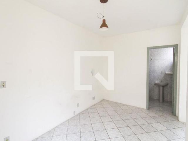 Apartamento aluguel em Região Geográfica Imediata de Porto Alegre, Região Metropolitana de Porto Alegre