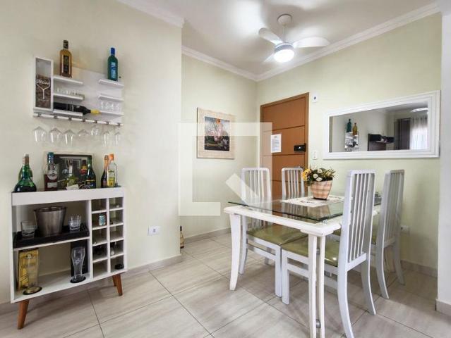 Apartamento aluguel em Região Imediata de Santos, Região Metropolitana da Baixada Santista