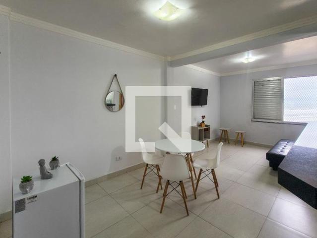 Apartamento aluguel em Região Imediata de Santos, Região Metropolitana da Baixada Santista