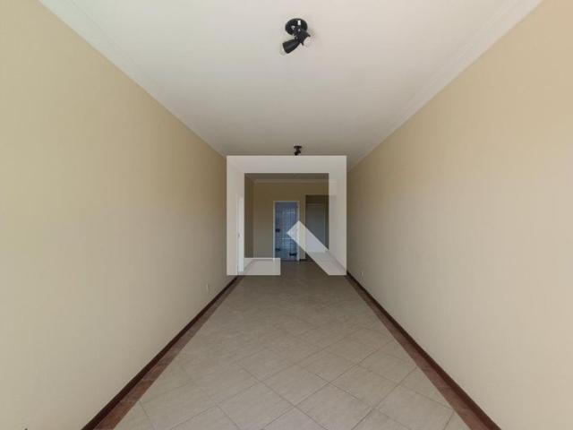 Apartamento aluguel em Região Geográfica Imediata de Macaé-Rio das Ostras, Macaé