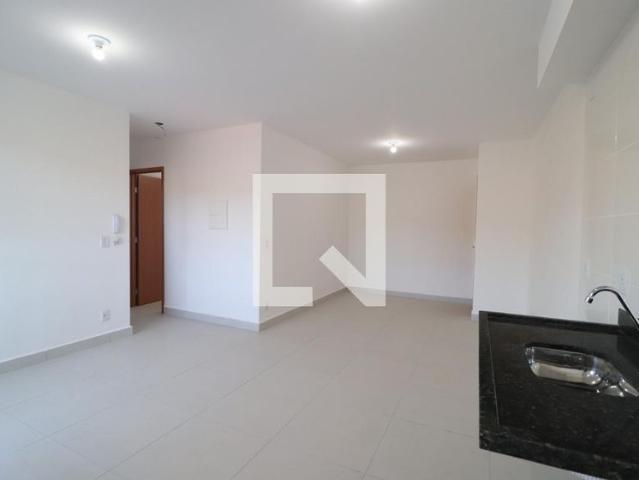 Apartamento aluguel em Novo Mundo, Uberlândia