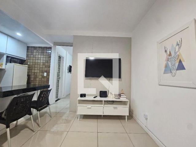 Apartamento aluguel em Região Geográfica Imediata de Salvador, Região Metropolitana de Salvador