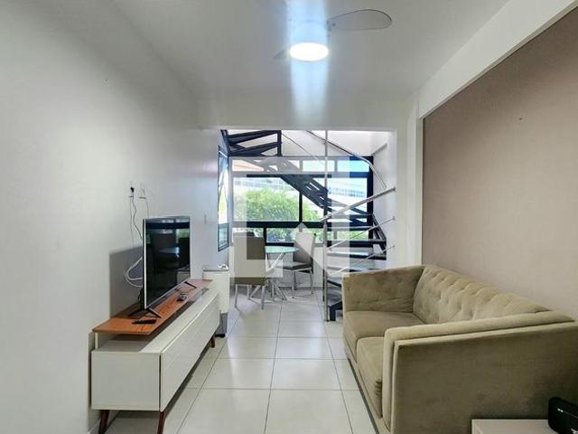 Apartamento aluguel em Região Geográfica Imediata de Salvador, Região Metropolitana de Salvador