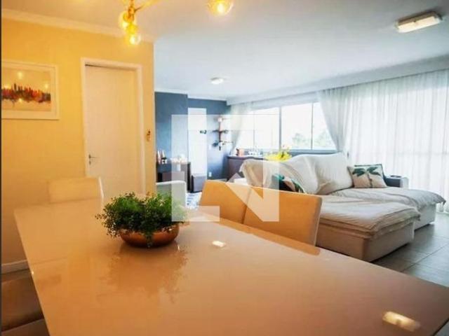 Apartamento aluguel em Região Imediata de São Paulo, Região Metropolitana de São Paulo