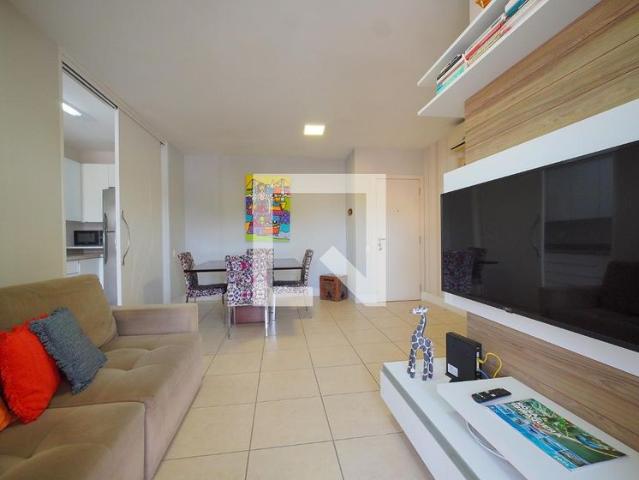 Apartamento aluguel em Região Geográfica Imediata de Florianópolis, Desterro