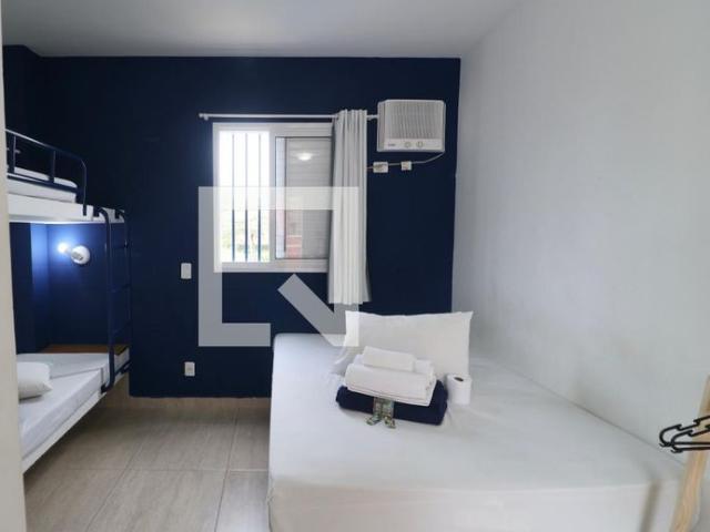 Apartamento aluguel em Região Imediata de Santos, Região Metropolitana da Baixada Santista