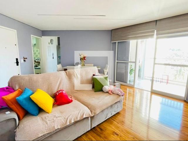 Apartamento aluguel em Região Imediata de São Paulo, Região Metropolitana de São Paulo