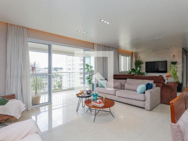 Apartamento aluguel em Região Imediata de São Paulo, Região Metropolitana de São Paulo