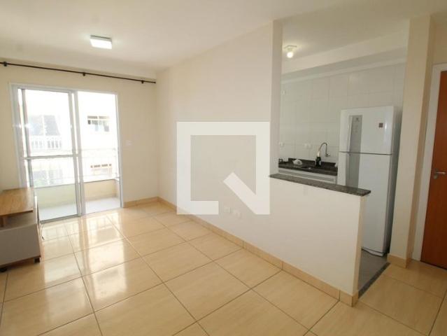 Apartamento aluguel em Região Imediata de São José dos Campos, Região Metropolitana do Vale do Paraíba e Litoral Norte