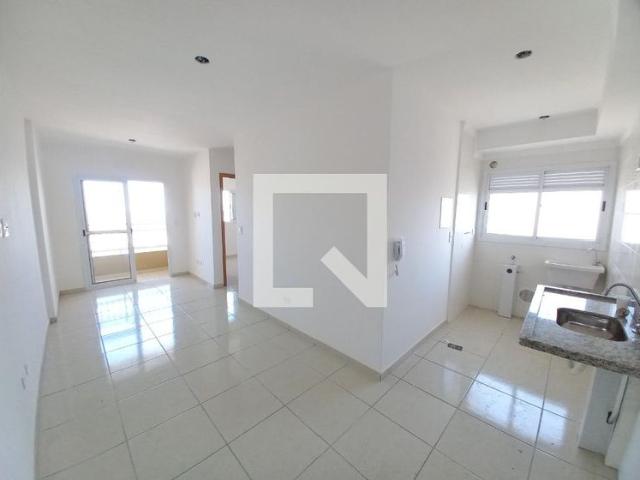 Apartamento aluguel em Região Imediata de Santos, Região Metropolitana da Baixada Santista