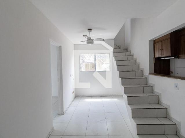 Apartamento aluguel em Parque Santa Rita, São Paulo