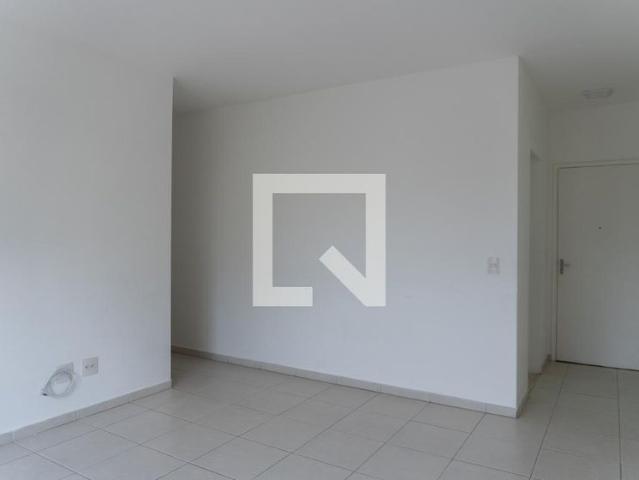 Apartamento aluguel em Região Imediata de São José dos Campos, Região Metropolitana do Vale do Paraíba e Litoral Norte