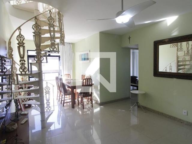 Apartamento aluguel em Região Geográfica Imediata de Cabo Frio, Cabo Frio