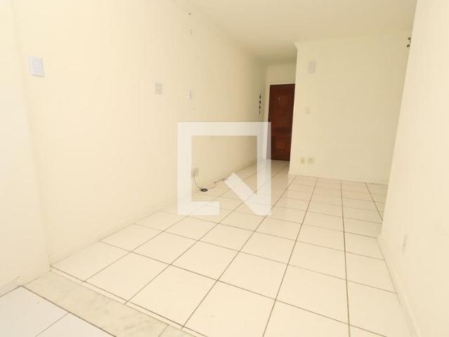 Apartamento aluguel em Região Geográfica Imediata de Salvador, Região Metropolitana de Salvador