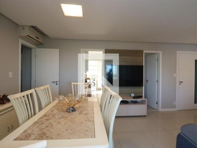 Apartamento aluguel em Região Geográfica Imediata de Salvador, Região Metropolitana de Salvador