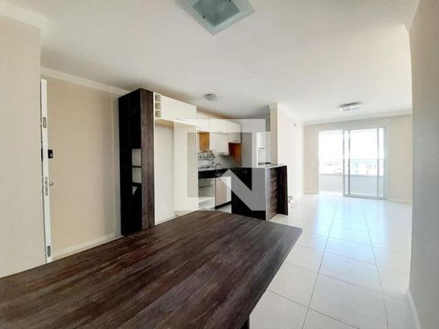Apartamento aluguel em Região Geográfica Imediata de Florianópolis, Palhoça