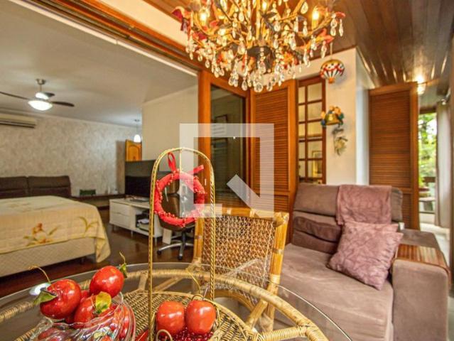 Apartamento aluguel em Região Geográfica Imediata de Porto Alegre, Região Metropolitana de Porto Alegre