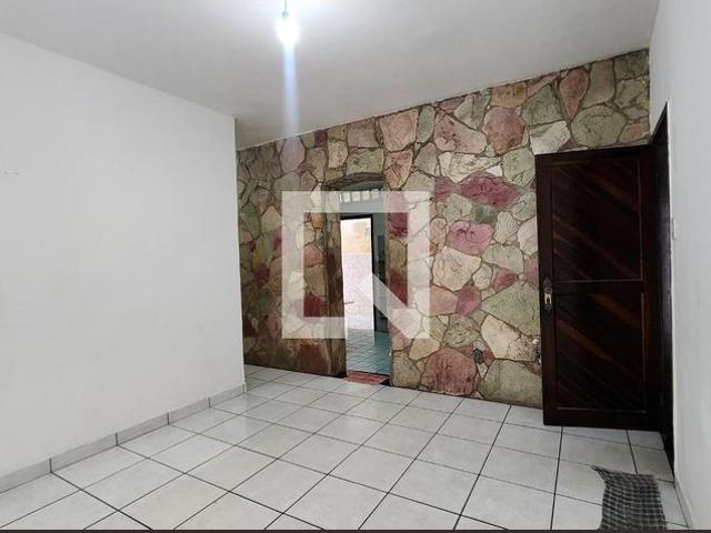 Apartamento aluguel em Região Geográfica Imediata de Salvador, Região Metropolitana de Salvador