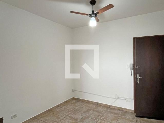 Apartamento aluguel em Região Imediata de Santos, Região Metropolitana da Baixada Santista