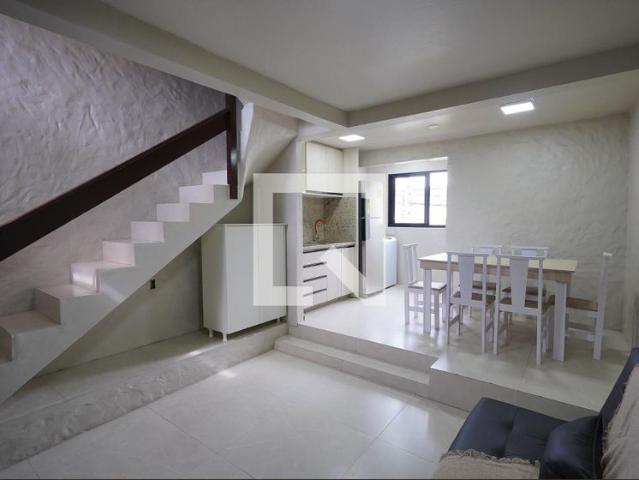 Apartamento aluguel em Região Geográfica Imediata de Florianópolis, Desterro