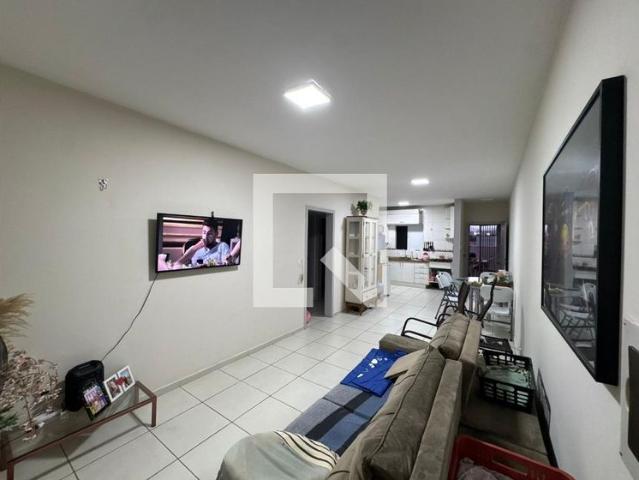Apartamento aluguel em Região Geográfica Imediata de Florianópolis, Palhoça