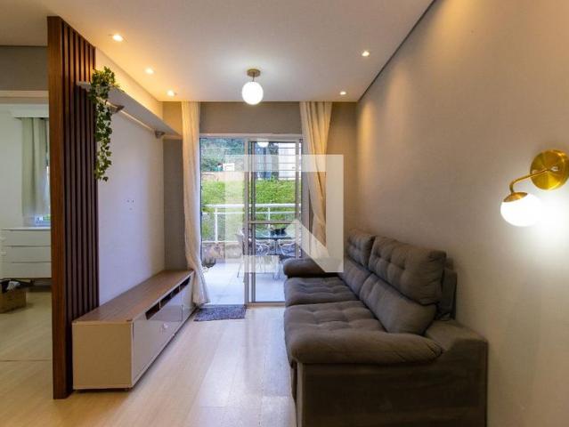 Apartamento aluguel em Região Imediata de São Paulo, Região Metropolitana de São Paulo