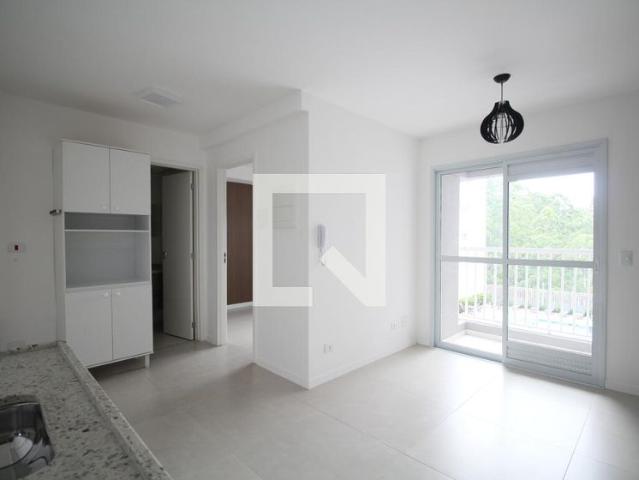 Apartamento aluguel em Região Imediata de São Paulo, Região Metropolitana de São Paulo