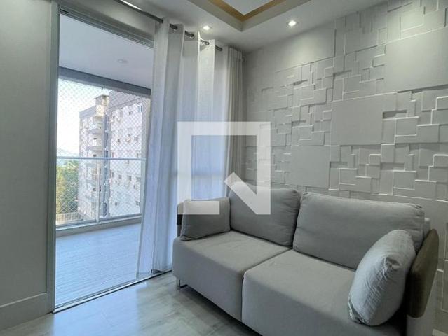 Apartamento aluguel em Praia Comprida, São José