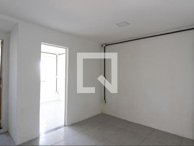 Apartamento aluguel em Região Geográfica Imediata de Cabo Frio, Cabo Frio