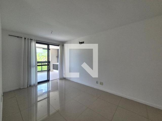 Apartamento aluguel em Recreio dos Bandeirantes, Rio de Janeiro