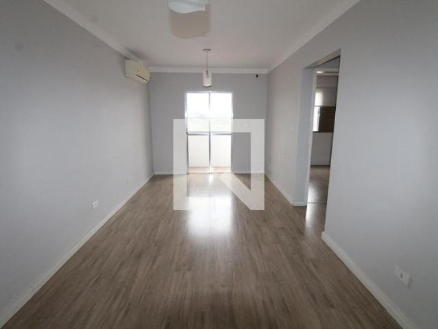 Apartamento aluguel em Região Imediata de São José dos Campos, Região Metropolitana do Vale do Paraíba e Litoral Norte