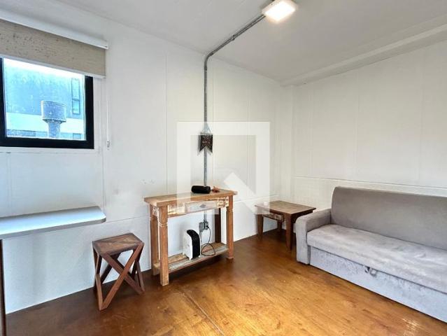 Apartamento aluguel em Região Geográfica Imediata de Florianópolis, Desterro