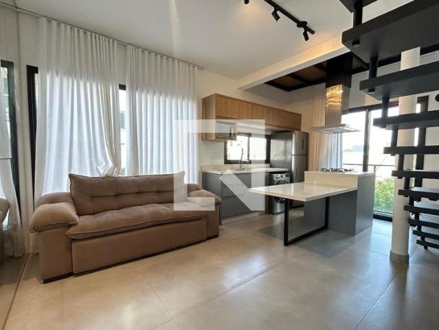 Apartamento aluguel em Região Geográfica Imediata de Florianópolis, Desterro